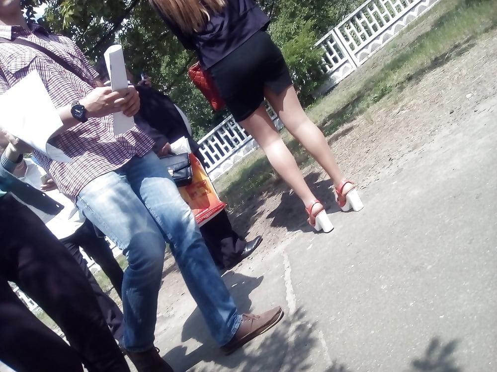 25P sexy street ladies in pantyhose