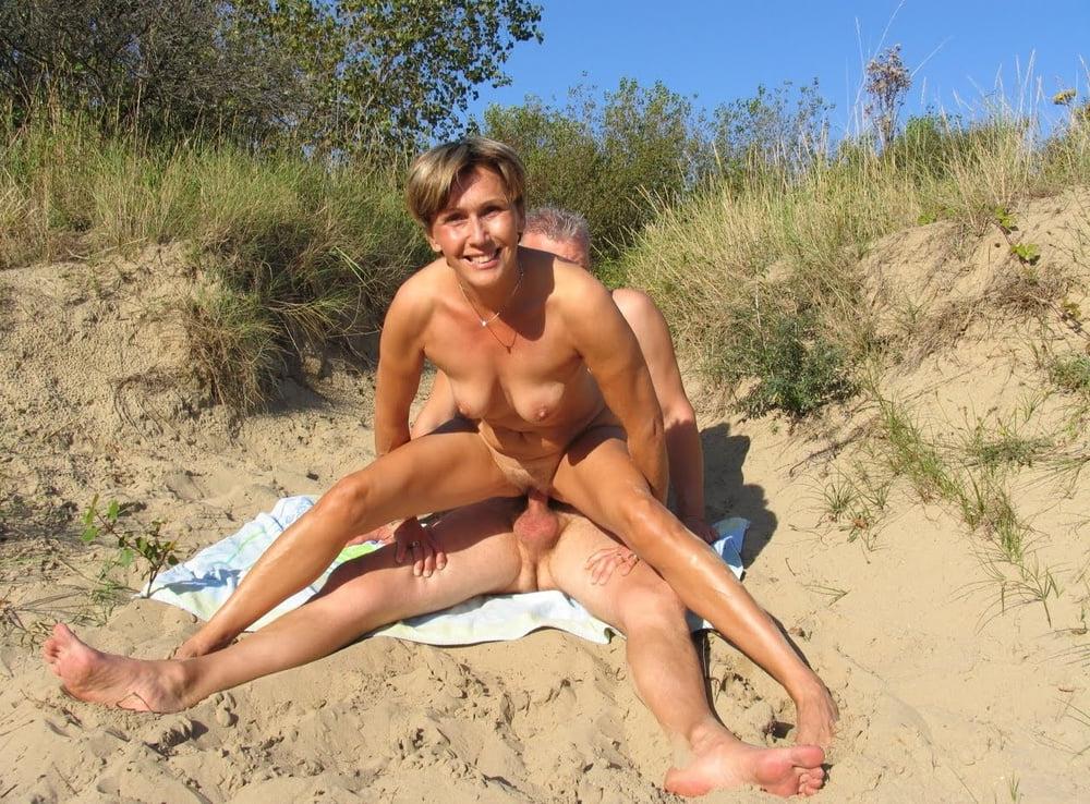 25P Outdoor sex 57