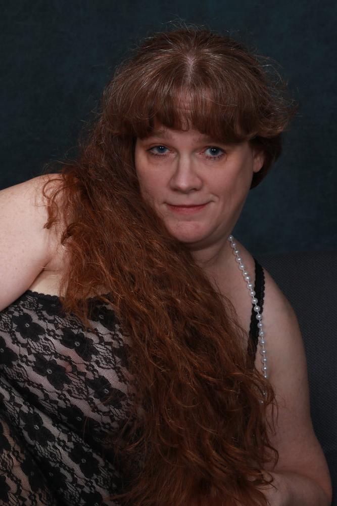 25P Sally in tan Pantyhose