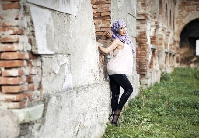 25P Hijab niqab heels nylons