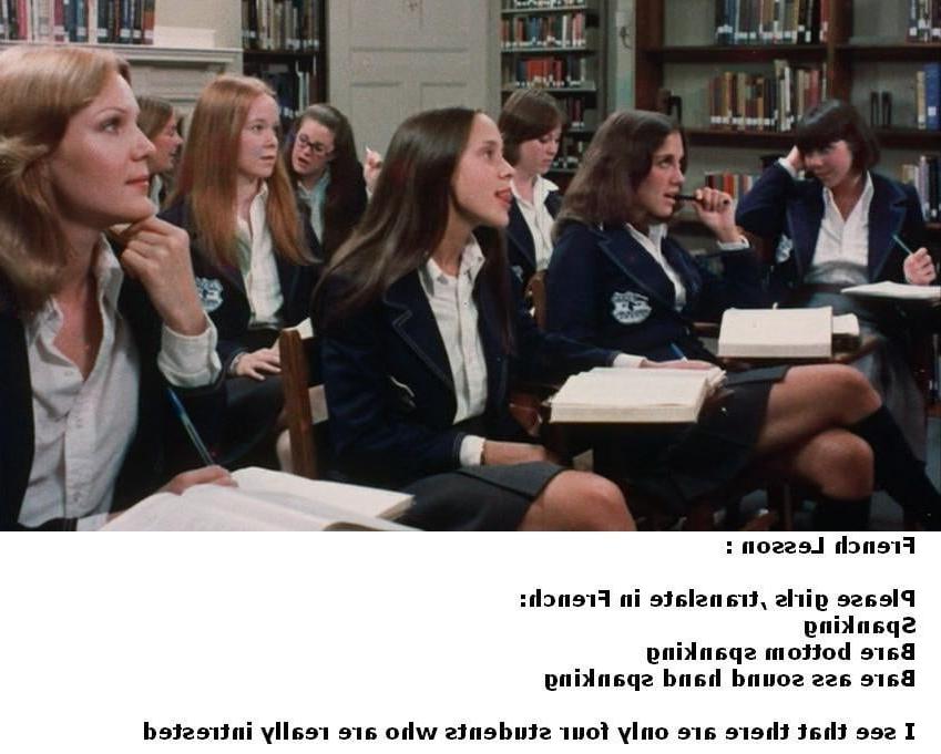 12P French captions about shorts , spankable