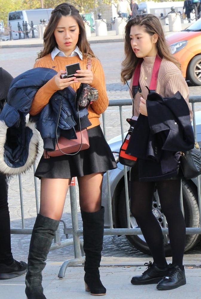25P Street Pantyhose - Pantyhosed Asians in France