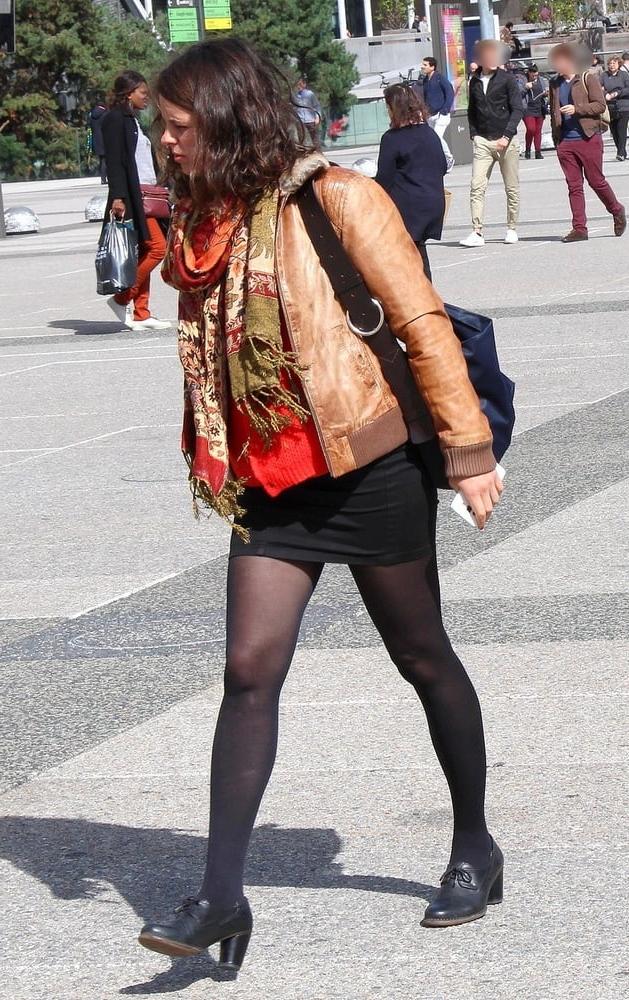 25P Street Pantyhose - French Cunny in Pantyhose