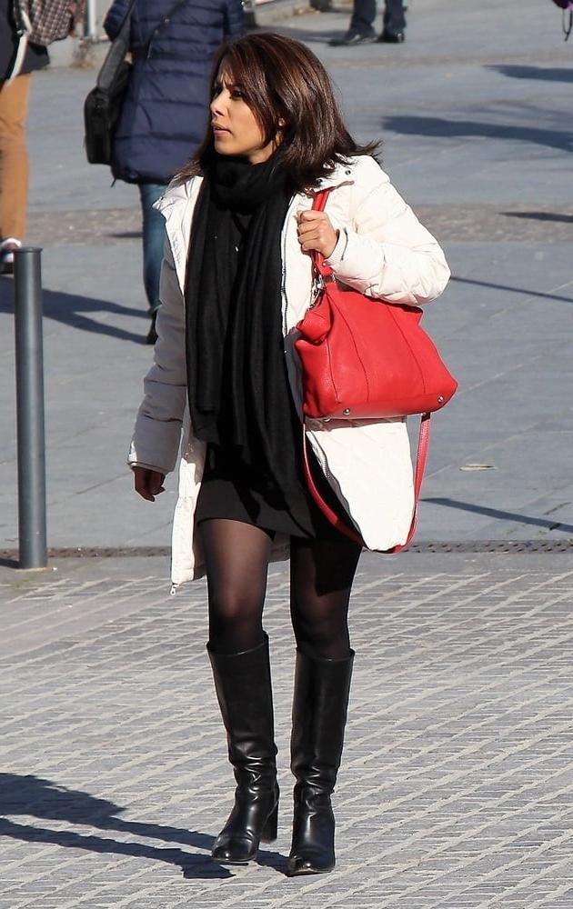 25P Street Pantyhose - French Cunny in Pantyhose