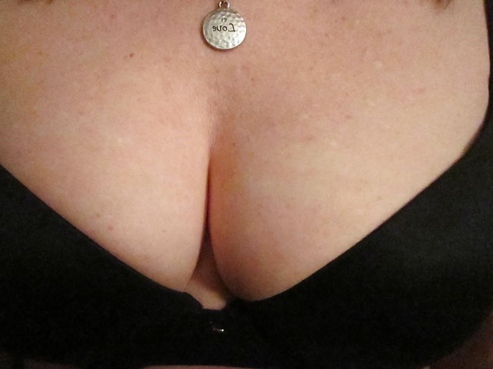 25P Wife playing dress up.