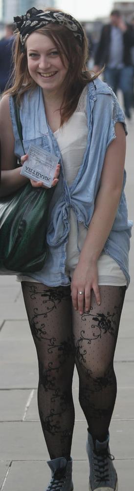 25P Street Pantyhose - Real Life Cunts-Next-Door