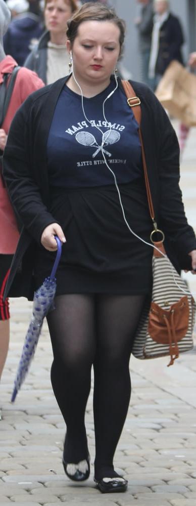 25P Street Pantyhose - Brit Pigs in Pantyhose 1 of 3