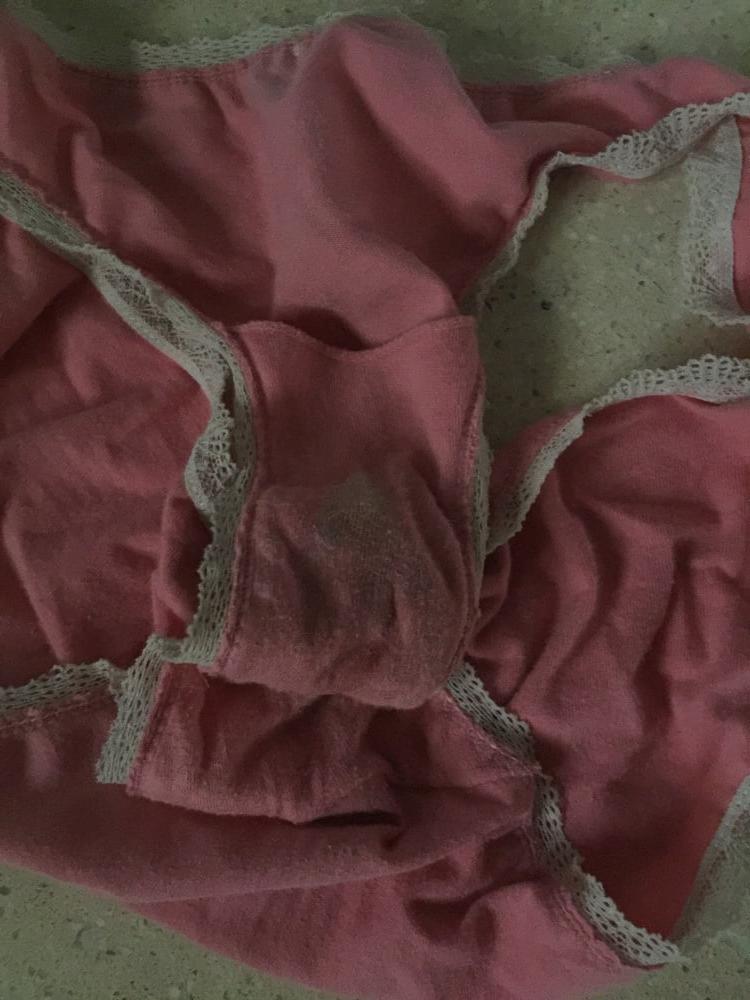 14P Friends girls dirty panties