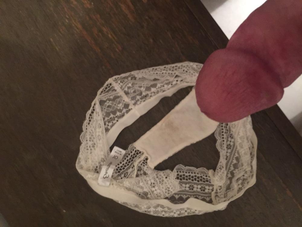 14P Friends girls dirty panties