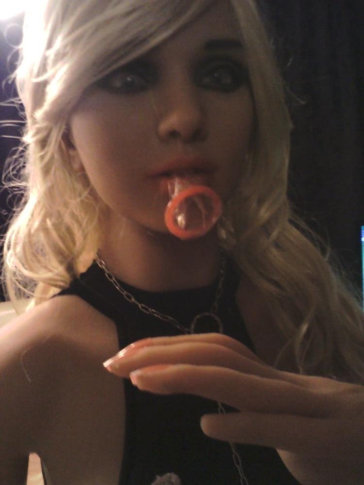 10P she is a bad girl