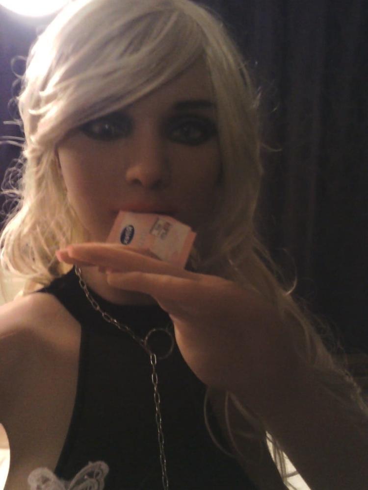 10P she is a bad girl