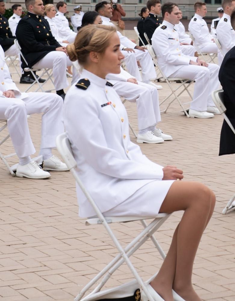 20P navy women in pantyhose