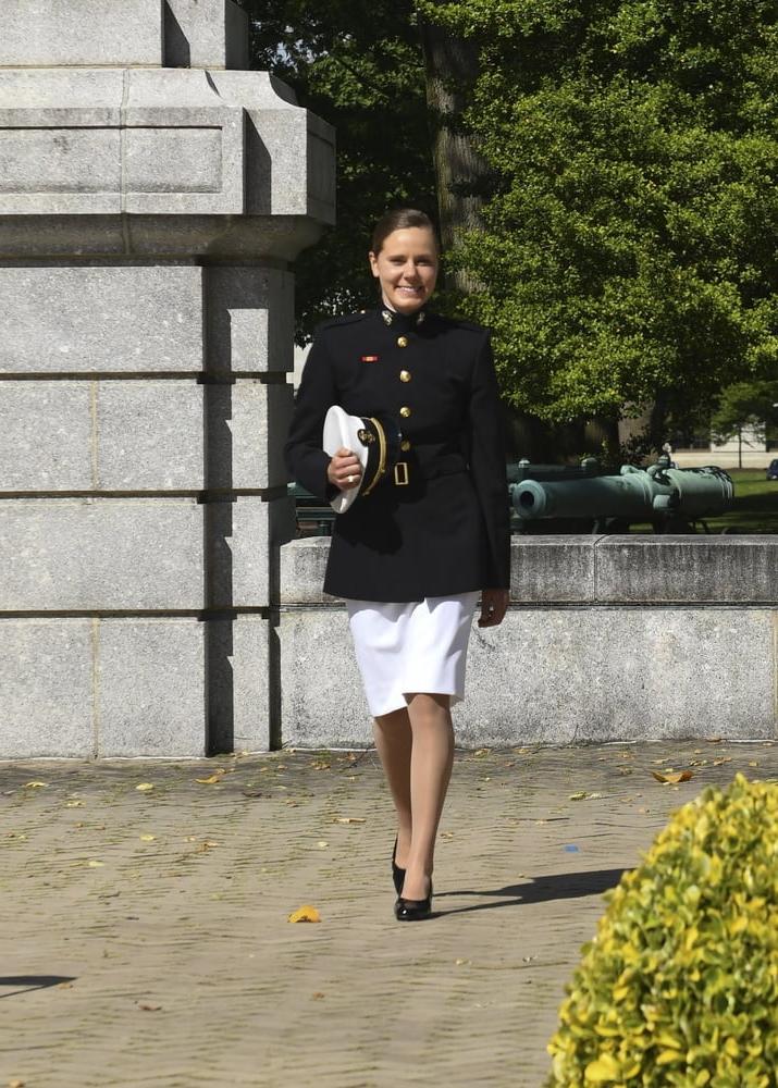 20P navy women in pantyhose