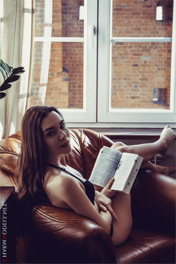 16P Ieva morning coffee and perfect body
