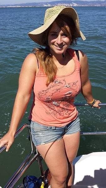 25P busty belle top huge