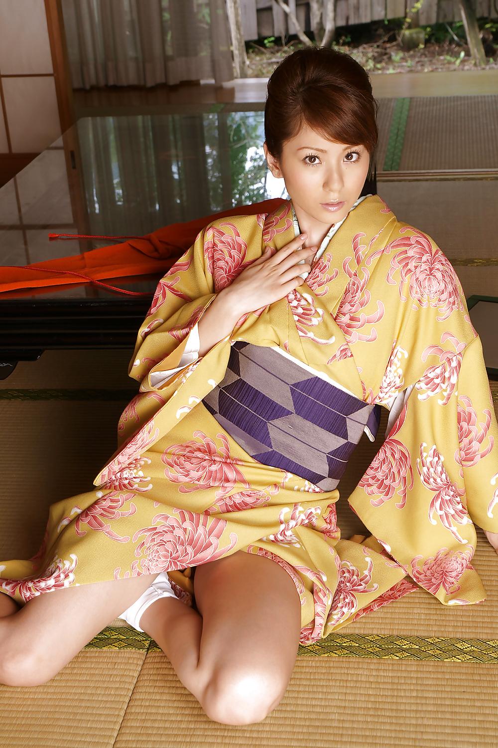 25P Yuma Asami Sexy Kimono Cosplay Part 2