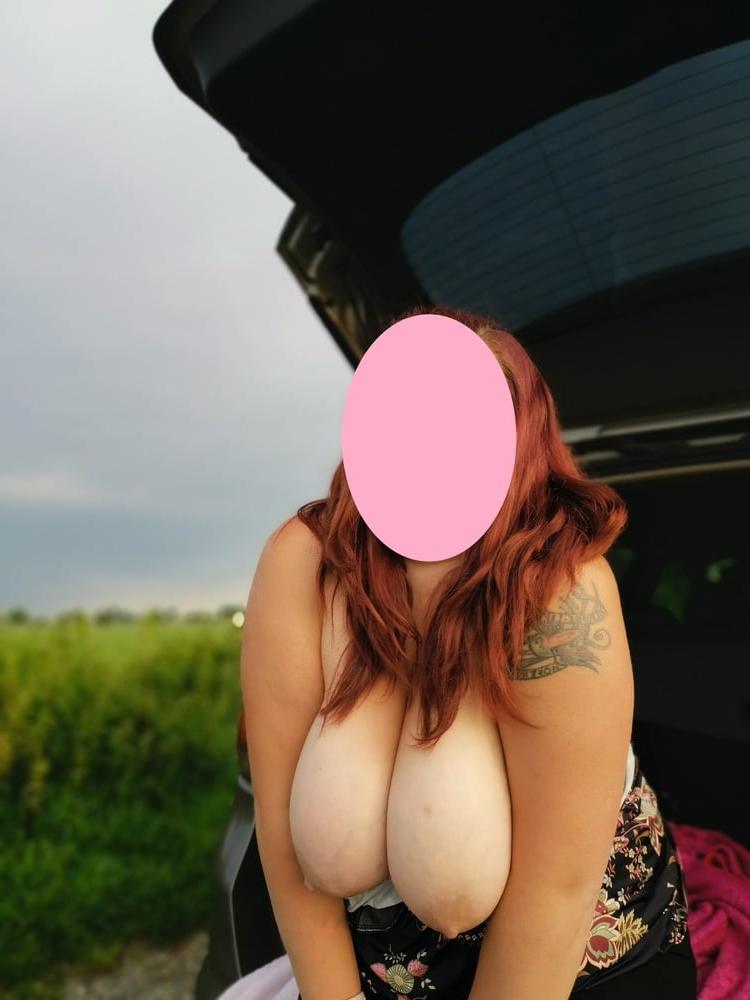 6P Outdoor BBW Boobs
