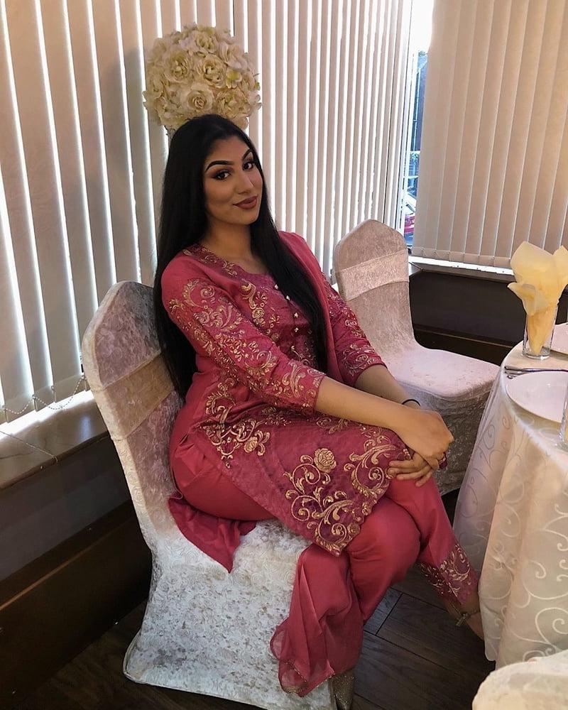 25P Sexy Pakistani hot Paki babes