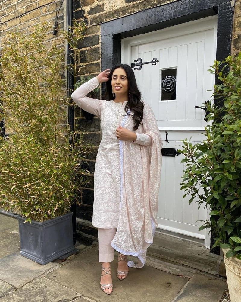 25P Sexy Pakistani hot Paki babes