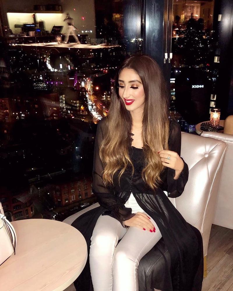 25P Sexy Pakistani hot Paki babes