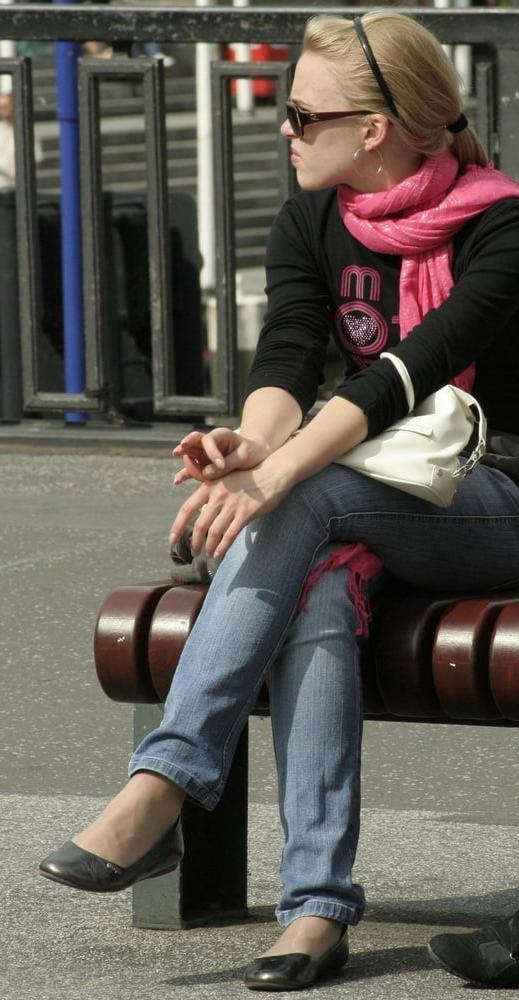 25P Street Pantyhose - HUT Sluts