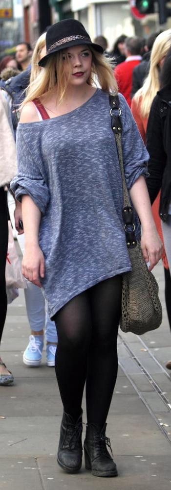 25P Street Pantyhose - Real Life Cunts-Next-Door