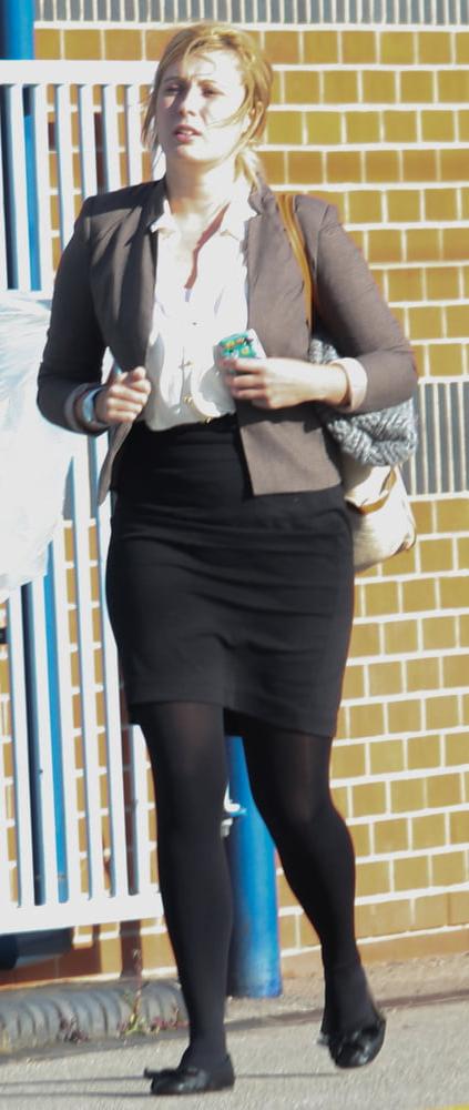 25P Street Pantyhose - Real Life Cunts-Next-Door