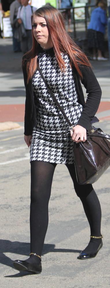 25P Street Pantyhose - Real Life Cunts-Next-Door