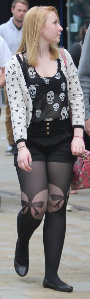 25P Street Pantyhose - Real Life Cunts-Next-Door