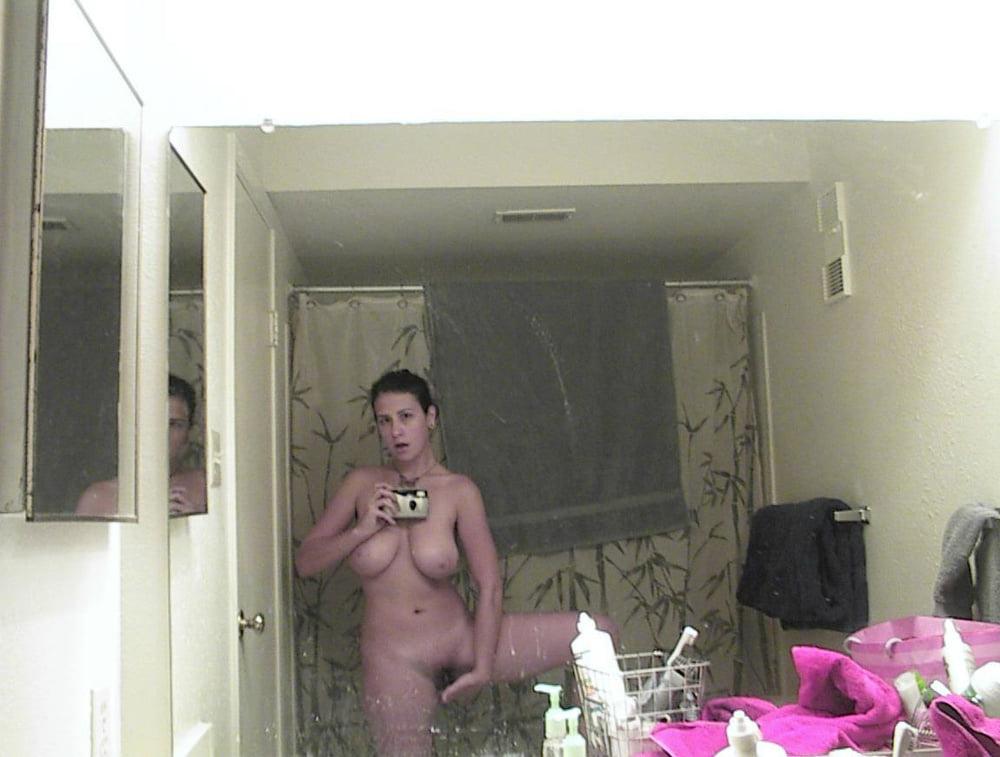 25P busty brunette suzie top huge