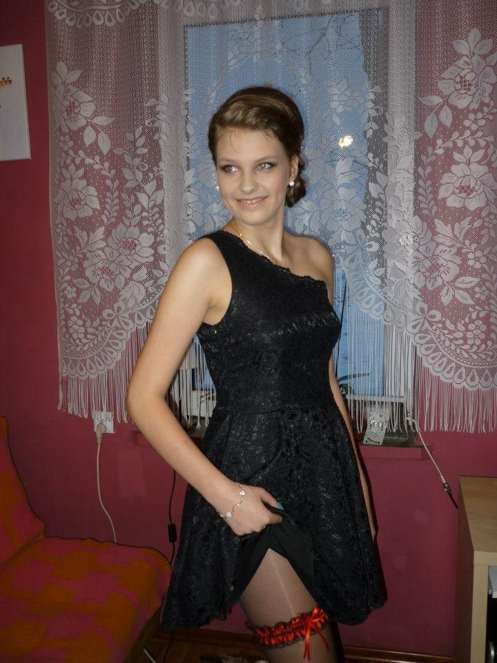 25P sexy females in tights pantyhose nylons 62