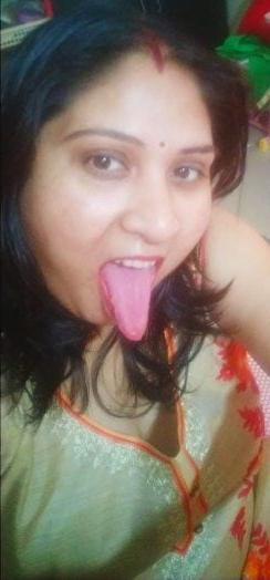 25P Policz dipali mom wandering a big dick