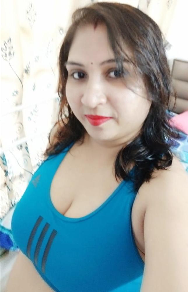 25P Policz dipali mom wandering a big dick