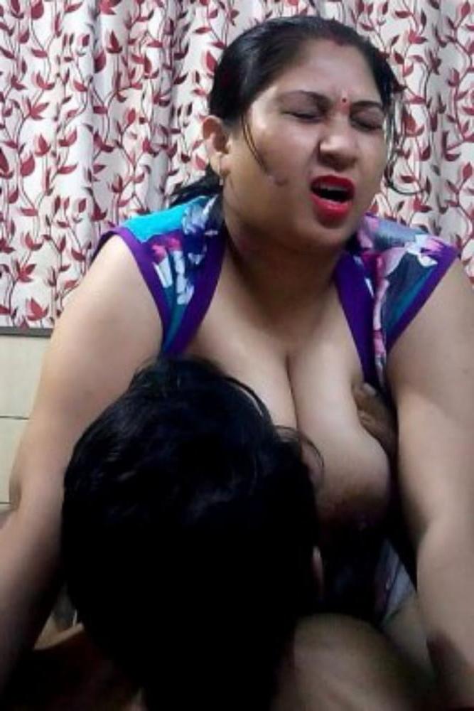25P Policz dipali mom wandering a big dick