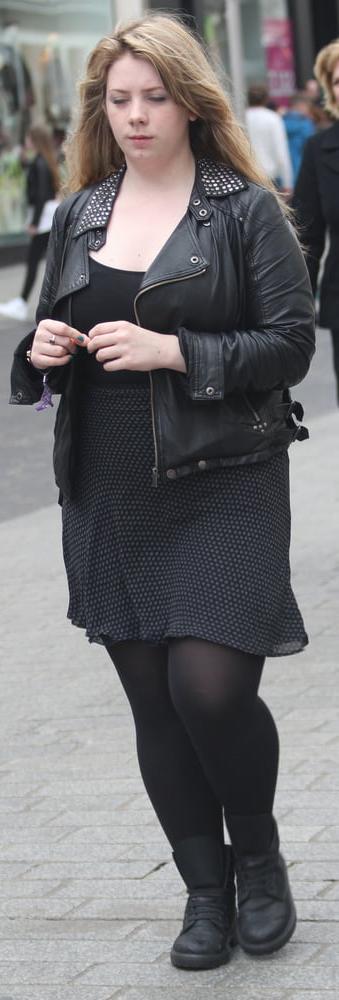 25P Street Pantyhose - Brit Pigs in Pantyhose 2 of 3
