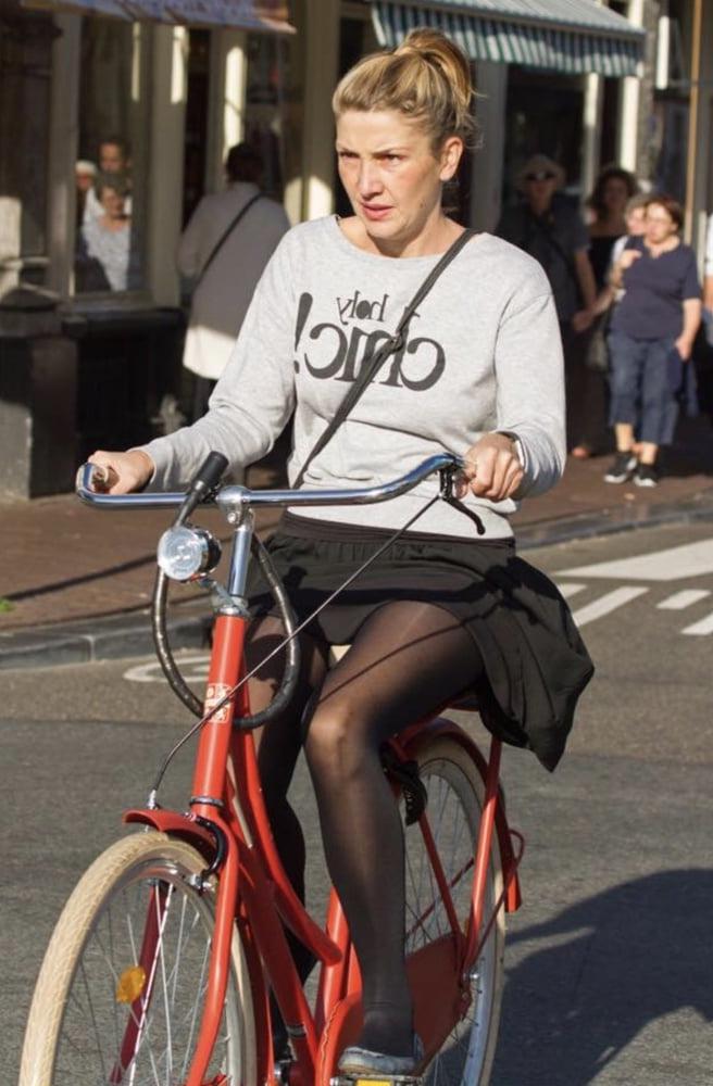25P Street Pantyhose - Pantyhosed Cunts on Bikes Part 3