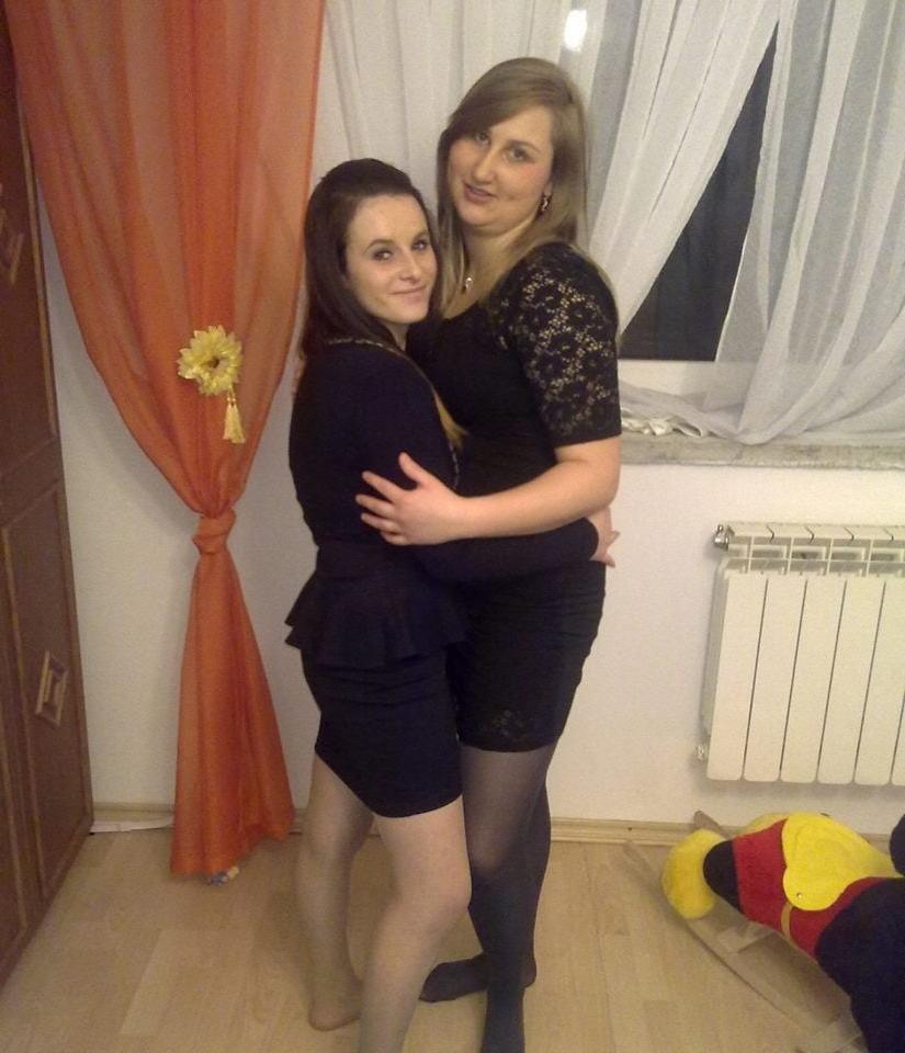 25P sexy females in tights pantyhose nylons 61