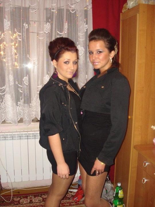 25P sexy females in tights pantyhose nylons 61