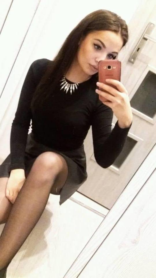 25P sexy females in tights pantyhose nylons 61