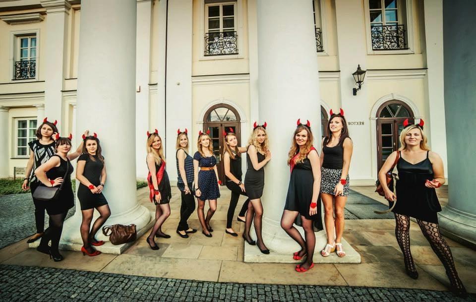 25P sexy females in tights pantyhose nylons 61