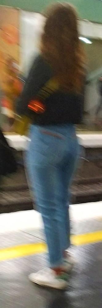 10P A french brunette masked waiting at the station