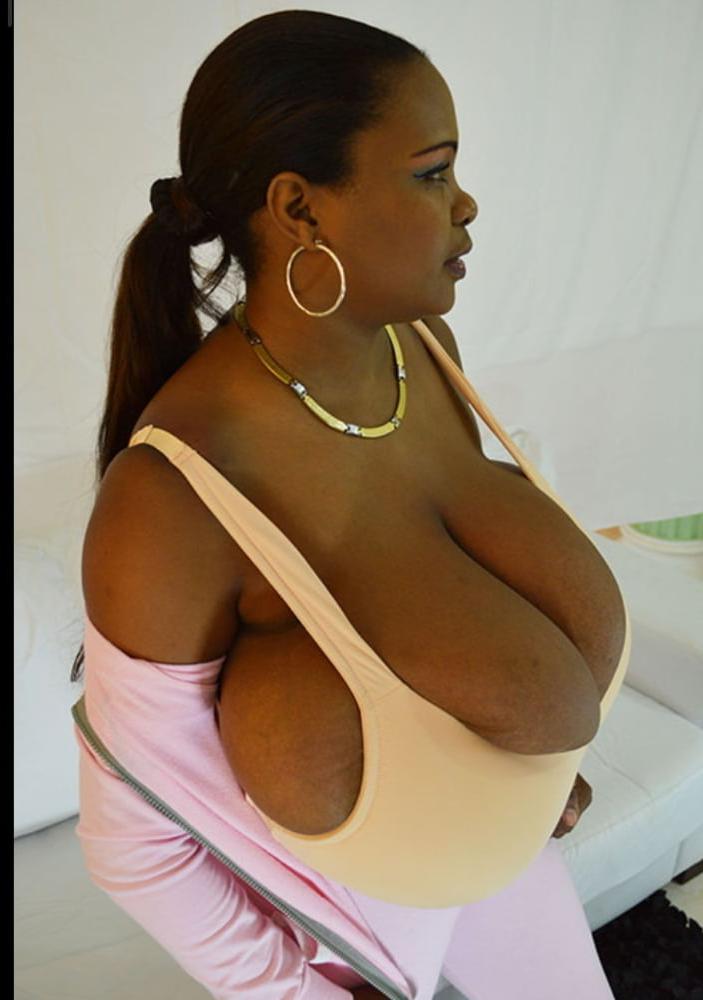 25P Extremely Busty and Natural 2