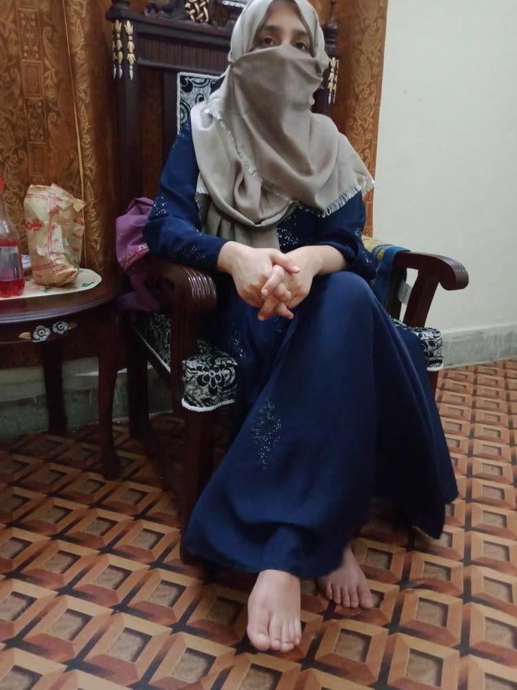 6P Pakistani living in UK
