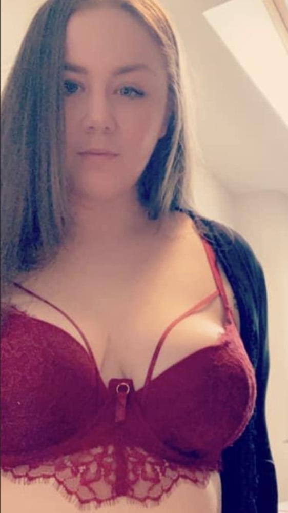 14P Busty Ava
