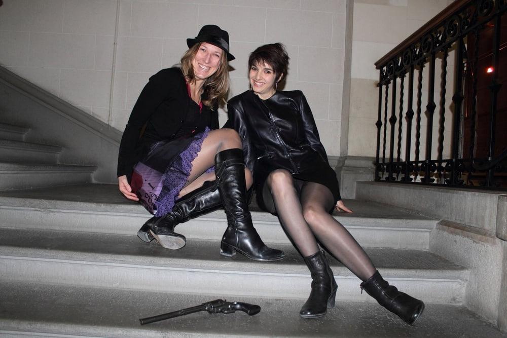 23P Pantyhose naughtys