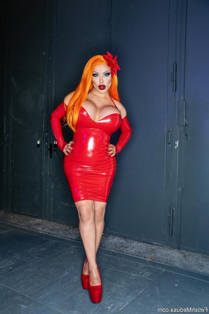 25P Jessica Rabbit Latex Dress