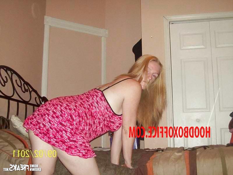 25P Look at my pussy ..is it too fat