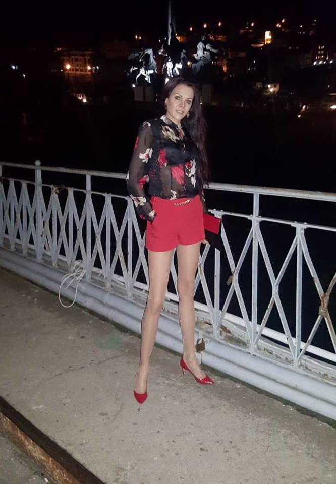 25P sexy females in tights pantyhose nylons 60