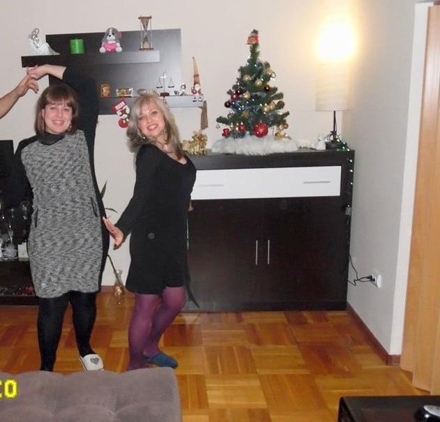 25P sexy females in tights pantyhose nylons 60