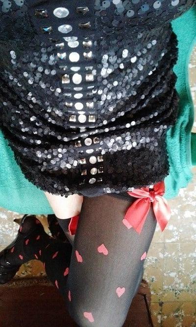 20P MARCIA-TOP AND WHITE DRESS